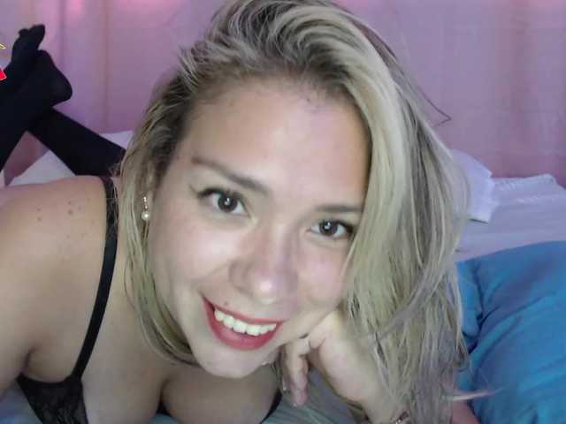 Live sex webcam photo for niaparker #244057937