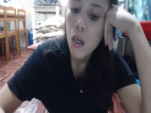 Live sex webcam photo for Beverly_19 #256752016