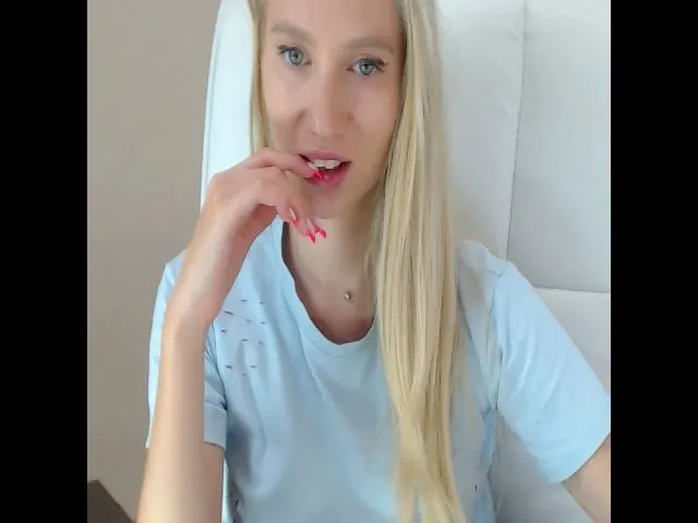 Live sex webcam photo for Miss_Sylvia #260731818