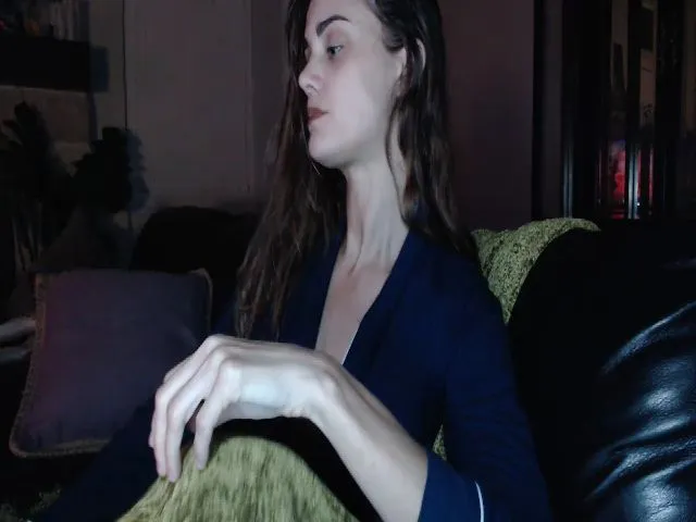 Live sex webcam photo for AudryLikes #257447412