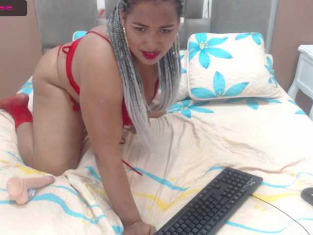 Live sex webcam photo for IvannaBella #241245763