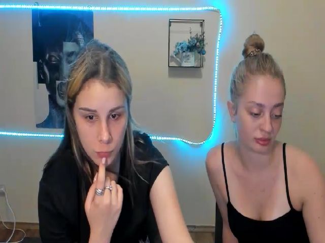 Live sex webcam photo for PolliMilk #261294628