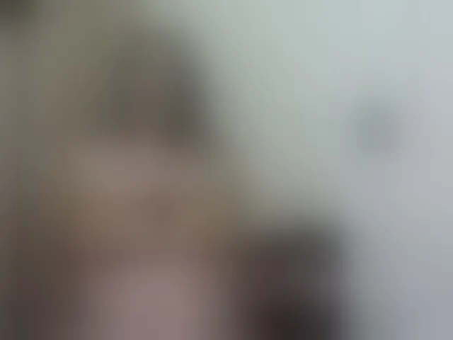 Live sex webcam photo for zoedoll #252671783