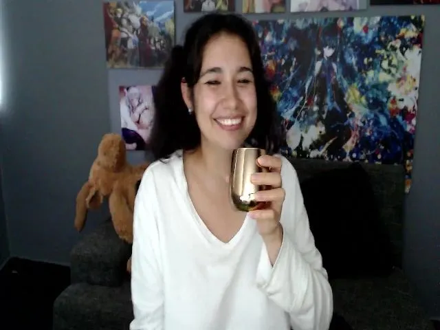 Live sex webcam photo for Jade_leon_ #263326880