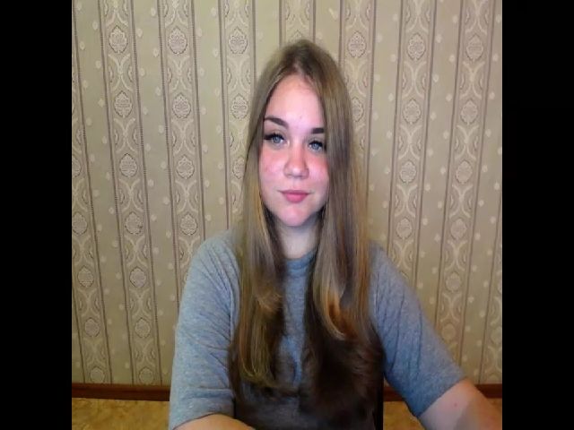 Live sex webcam photo for KenzieX_ #256865733