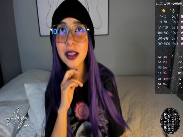 Live sex webcam photo for Arya_Line #264838795