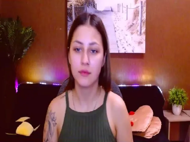 Live sex webcam photo for MsDream_ #254478820