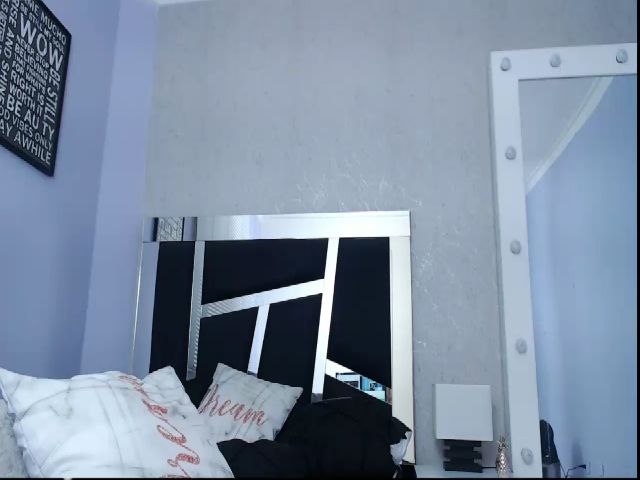 Live sex webcam photo for Pythonissa97 #260094405