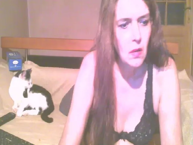 Live sex webcam photo for Lili_Mari69 #256108809