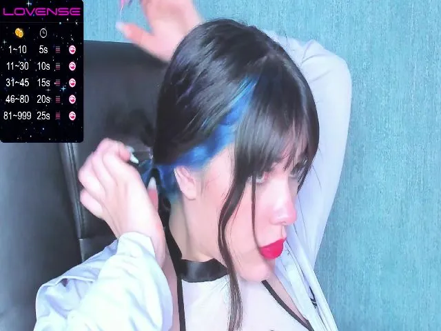 Live sex webcam photo for DanaBlush #261973911