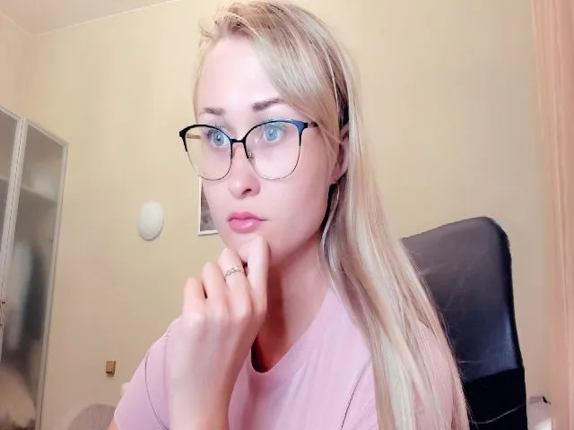 Live sex webcam photo for Mistress_Eva_ #253442987