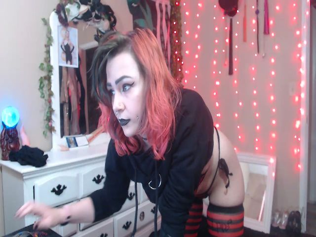 Live sex webcam photo for Tara_Quartz #252975019