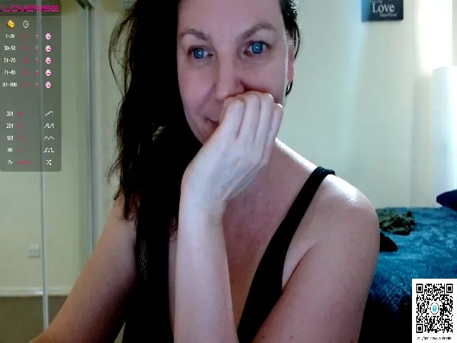 Live sex webcam photo for eva_sirenity #255537280