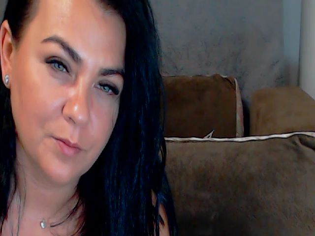 Live sex webcam photo for GuiltyPleasur #255753171