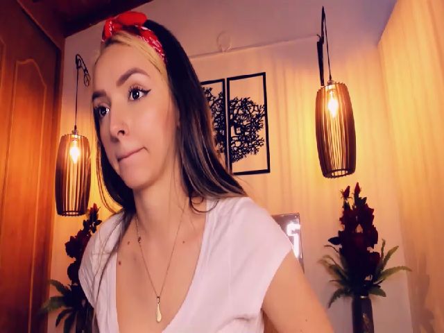 Live sex webcam photo for Saory_kido #265269980