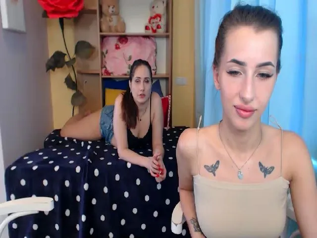 Live sex webcam photo for Nilla_Chim__ #255090988