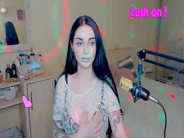 Live sex webcam photo for sunshinebabee #255208131