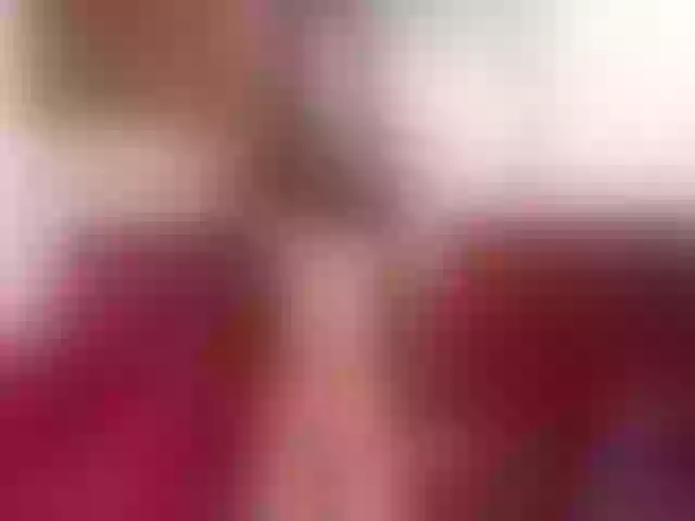Live sex webcam photo for Emiliarain #252694381