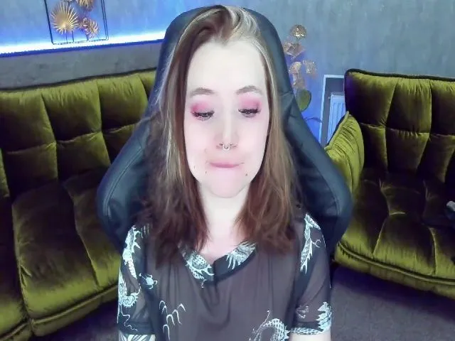 Live sex webcam photo for Helen_Mayer #256042482
