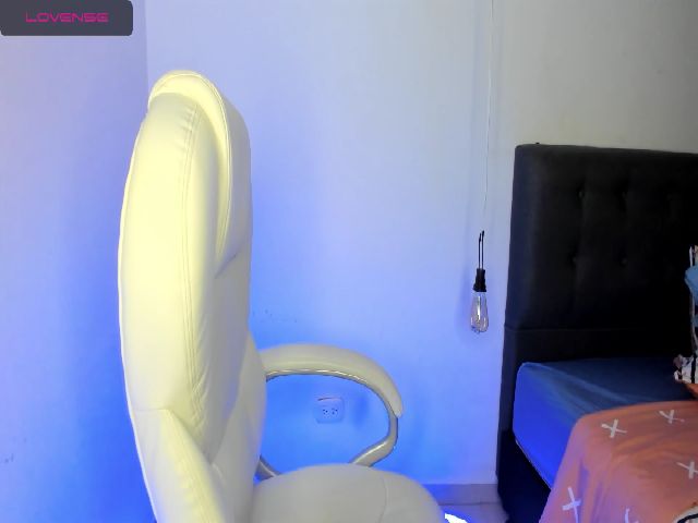 Live sex webcam photo for SalemJimenez #253323918