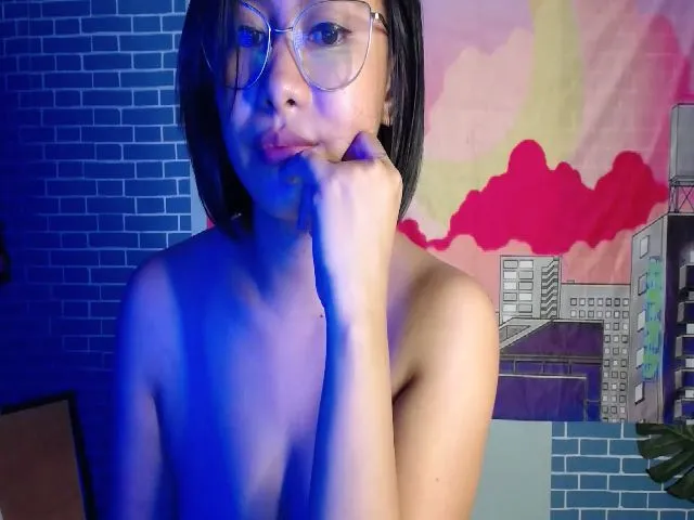 Live sex webcam photo for GoddessShaiya #255007096