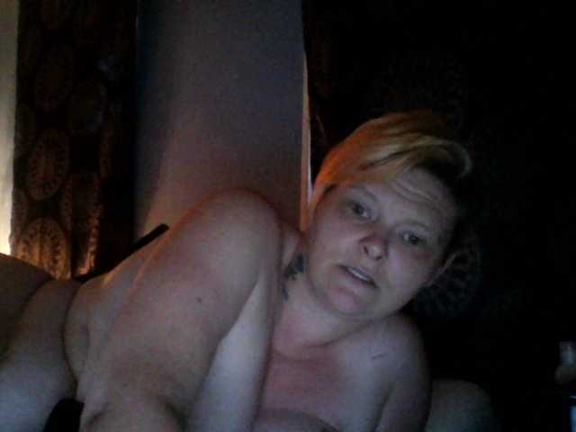 Live sex webcam photo for Iceyb #241396219