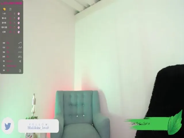 Live sex webcam photo for MadelinLove #262875198