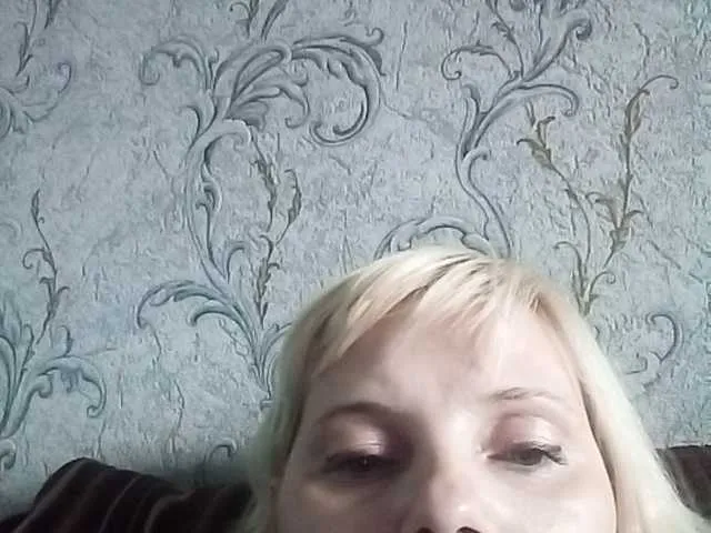 Live sex webcam photo for Sweetie454 #242316615