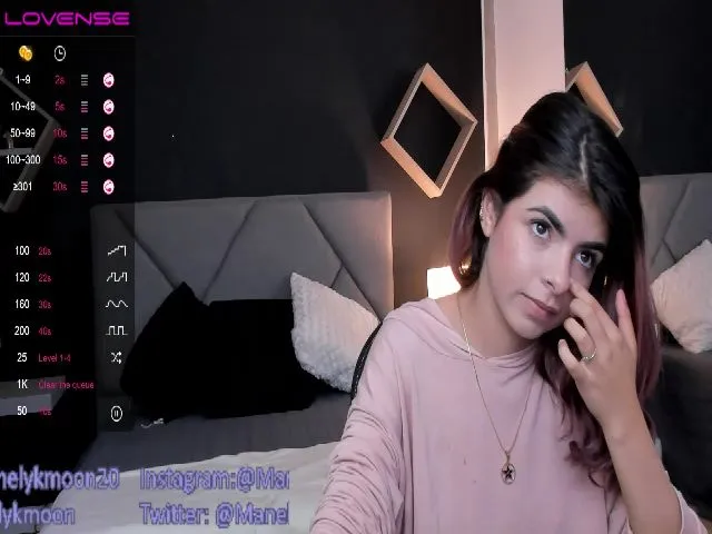 Live sex webcam photo for Manelyk_m #256958889