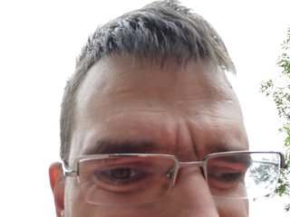 Live sex webcam photo for nenadtv2 #240657047