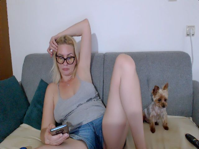 Live sex webcam photo for Stephycute #253146339
