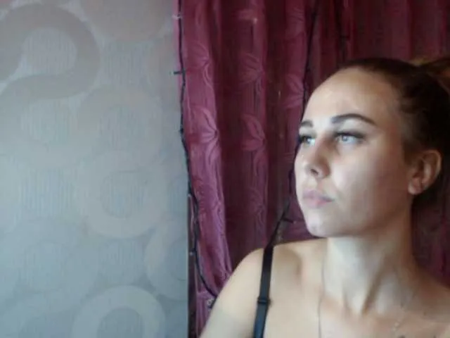 Live sex webcam photo for LexieLexuss #241082319