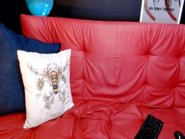 Live sex webcam photo for Ebonyindian69 #253931957