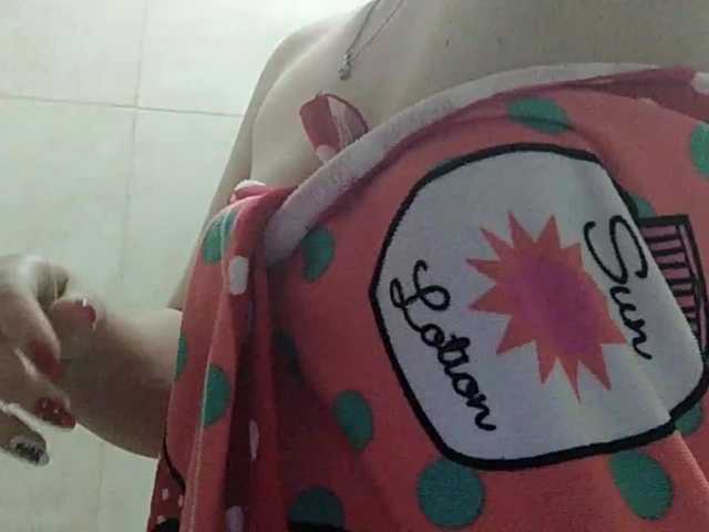 Live sex webcam photo for Katerinagreiz #240957630