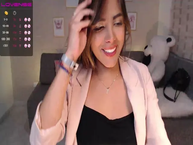 Live sex webcam photo for Ari_stone #254028321