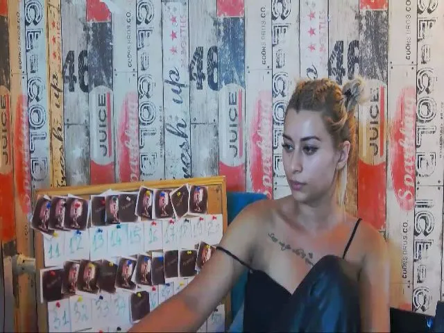 Live sex webcam photo for RubbyKalifha #263003018