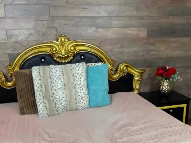 Live sex webcam photo for KendraTess #261123899