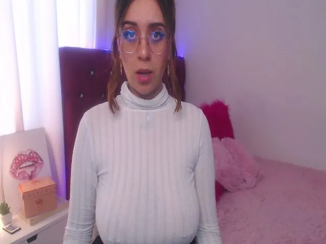 Live sex webcam photo for SamPuckett #252282530