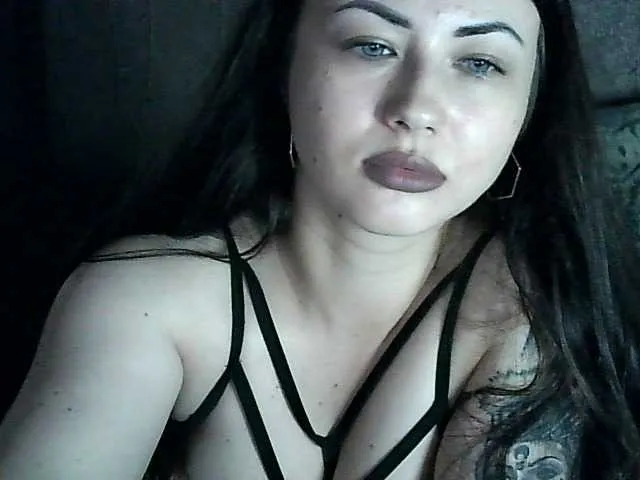 Live sex webcam photo for LilithDemon66 #262750889