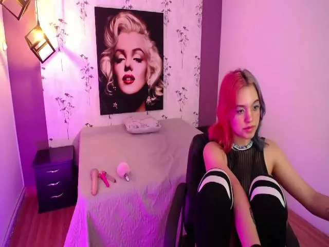 Live sex webcam photo for Spaaarkie #253156649