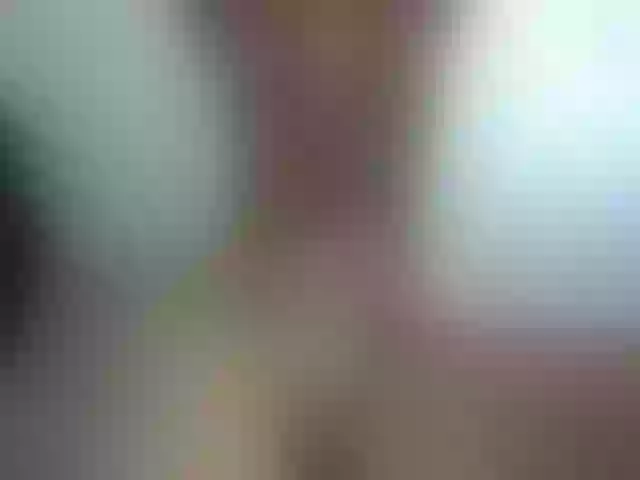 Live sex webcam photo for Alesia_ #252652473
