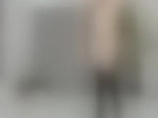Live sex webcam photo for HOT-MOLLY #240772551