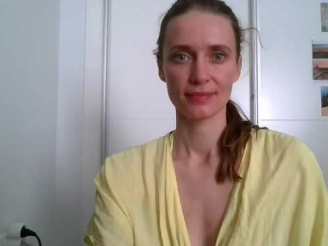 Live sex webcam photo for CelesteKissab #241269892