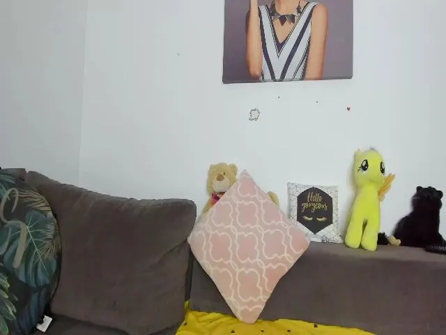 Live sex webcam photo for AletaOcean #261912941