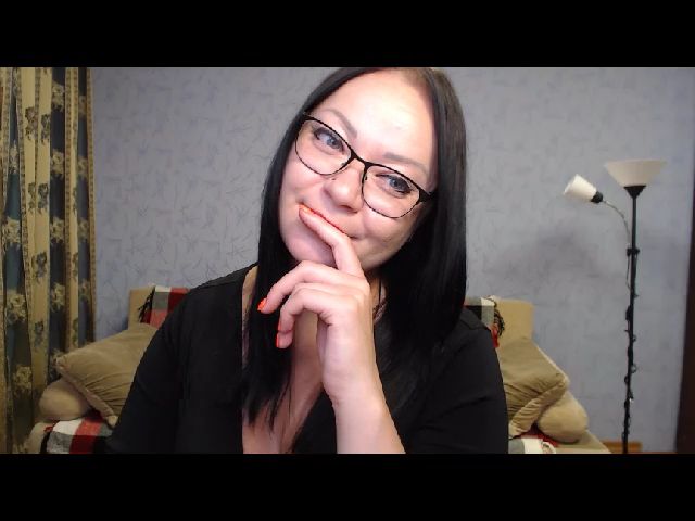 Live sex webcam photo for SincereSmile #257851776