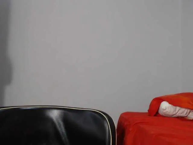 Live sex webcam photo for cristal-ebony #241283425