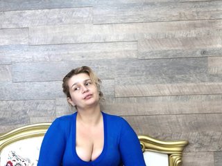 Live sex webcam photo for RoseBBW #240671110