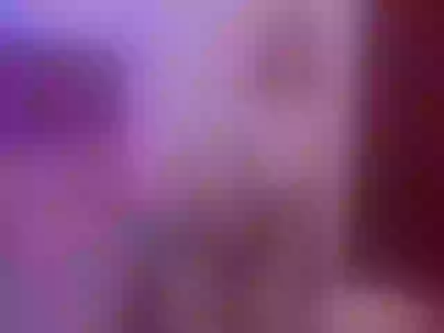 Live sex webcam photo for MartinaEvans1 #263912313