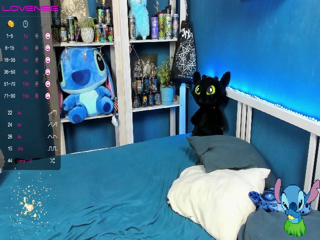 Live sex webcam photo for Nikki_Carter #261117528