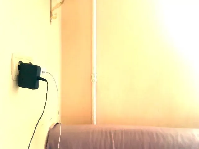 Live sex webcam photo for TiptoPanther #258174119